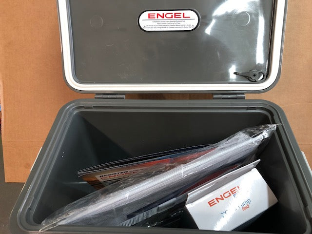 Engel 13Qt - Live Bait Cooler/Net/2x2-Aerator Pump-DC Cord/Shoulder Strap-GRAY (Copy)