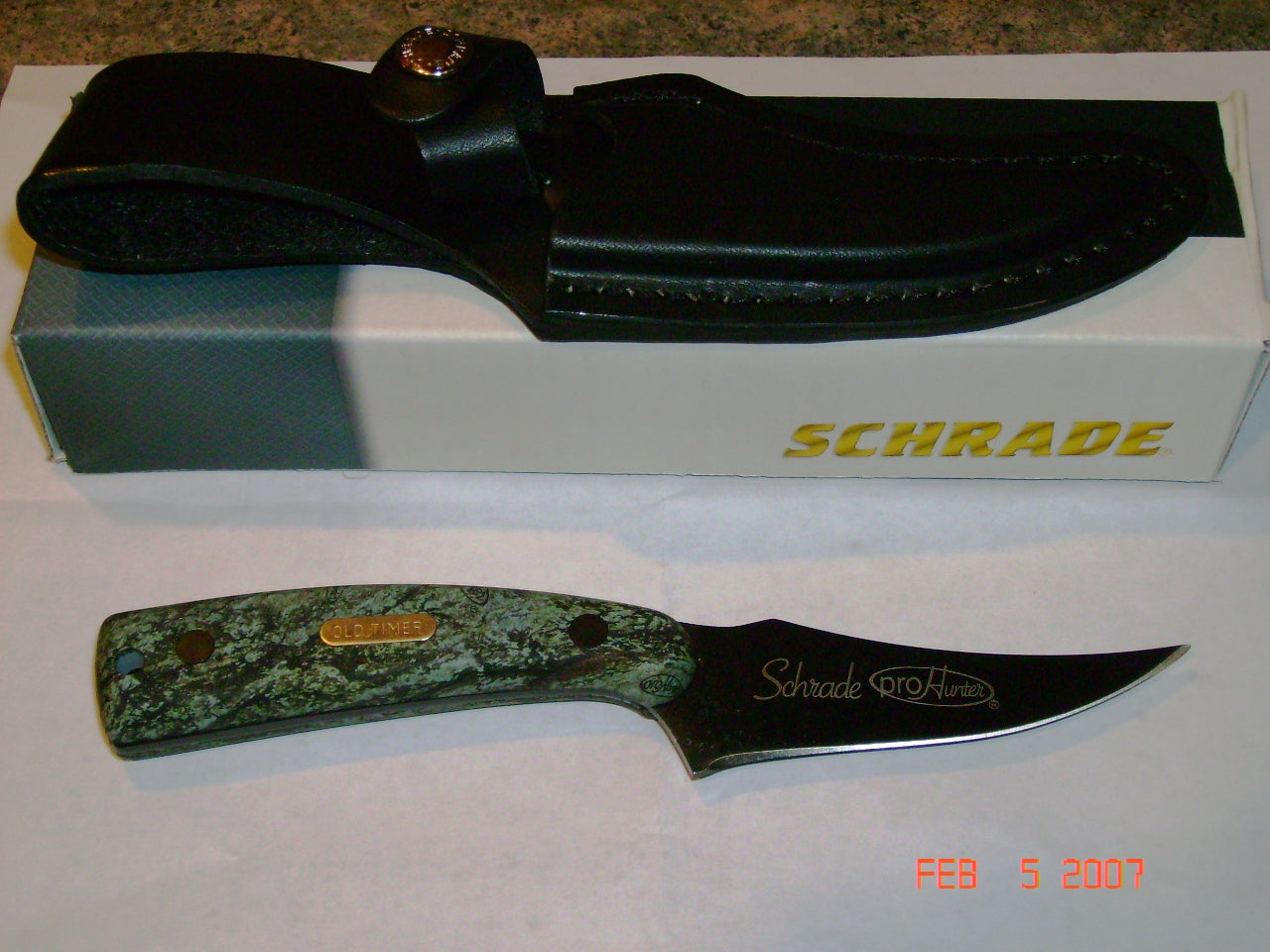Schrade 152OTBC ProHunter Knife