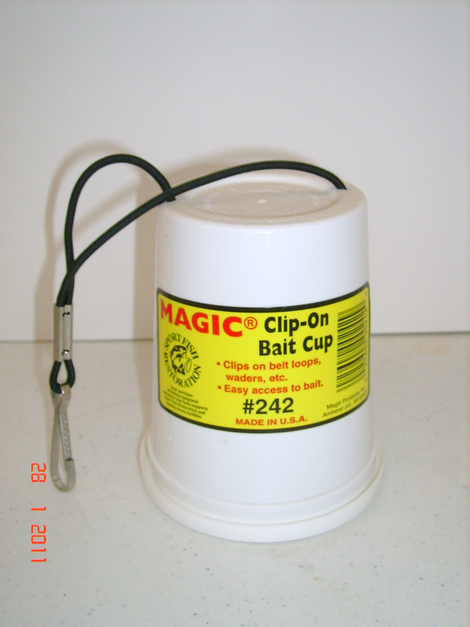 Magic Clip-on Bait Cup